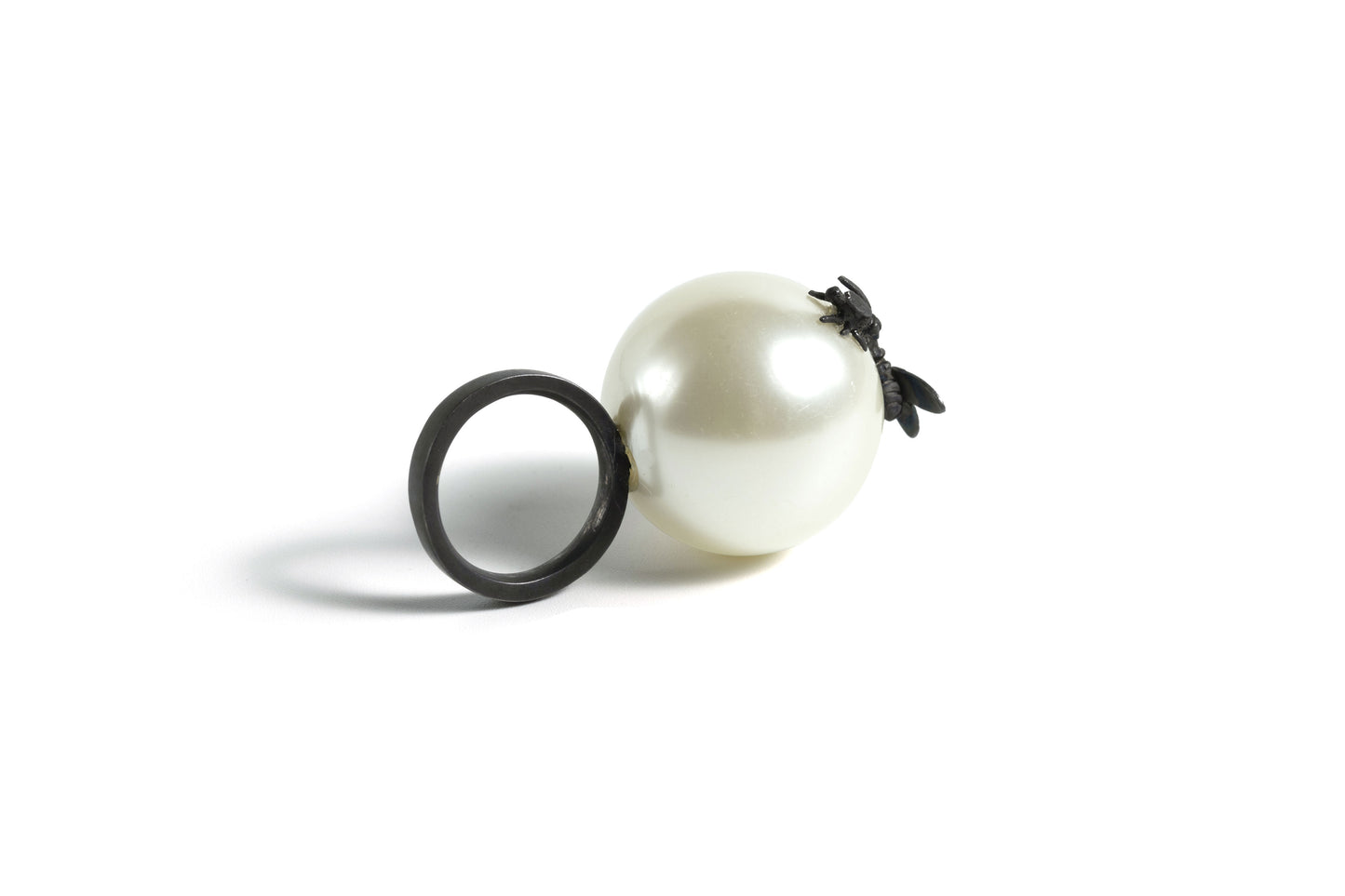 ANILLO PERLA ABULÓN MOSKA BLACK PATPAV