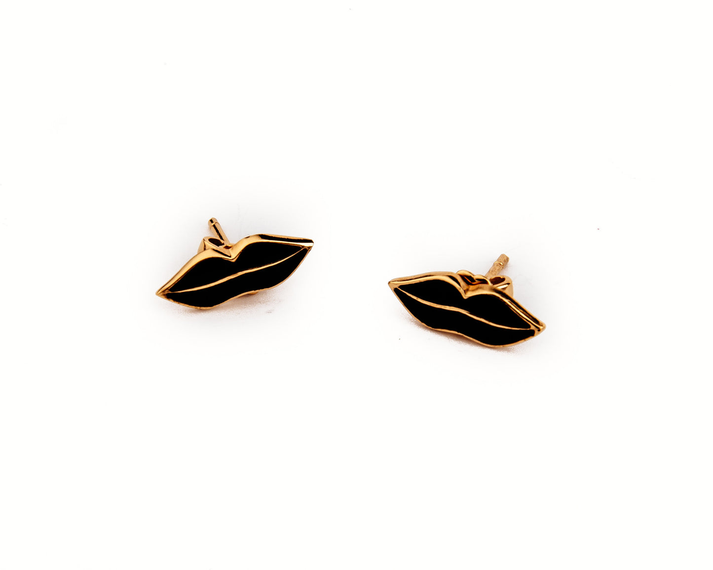 ARETES KISS