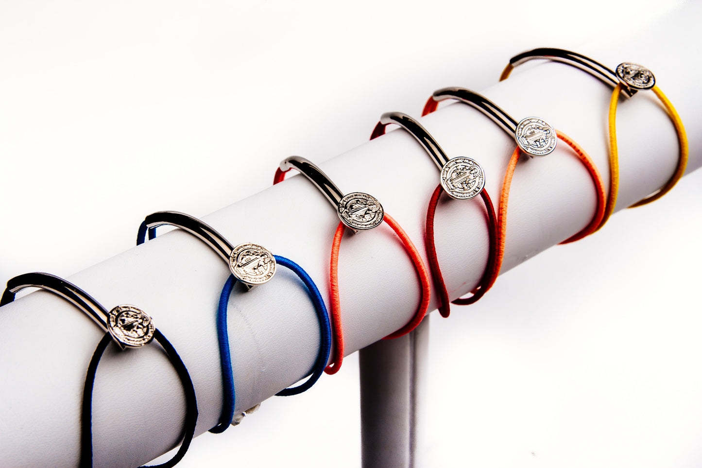 PULSERA FUN SAN BENITO PLATEADO ADULTO