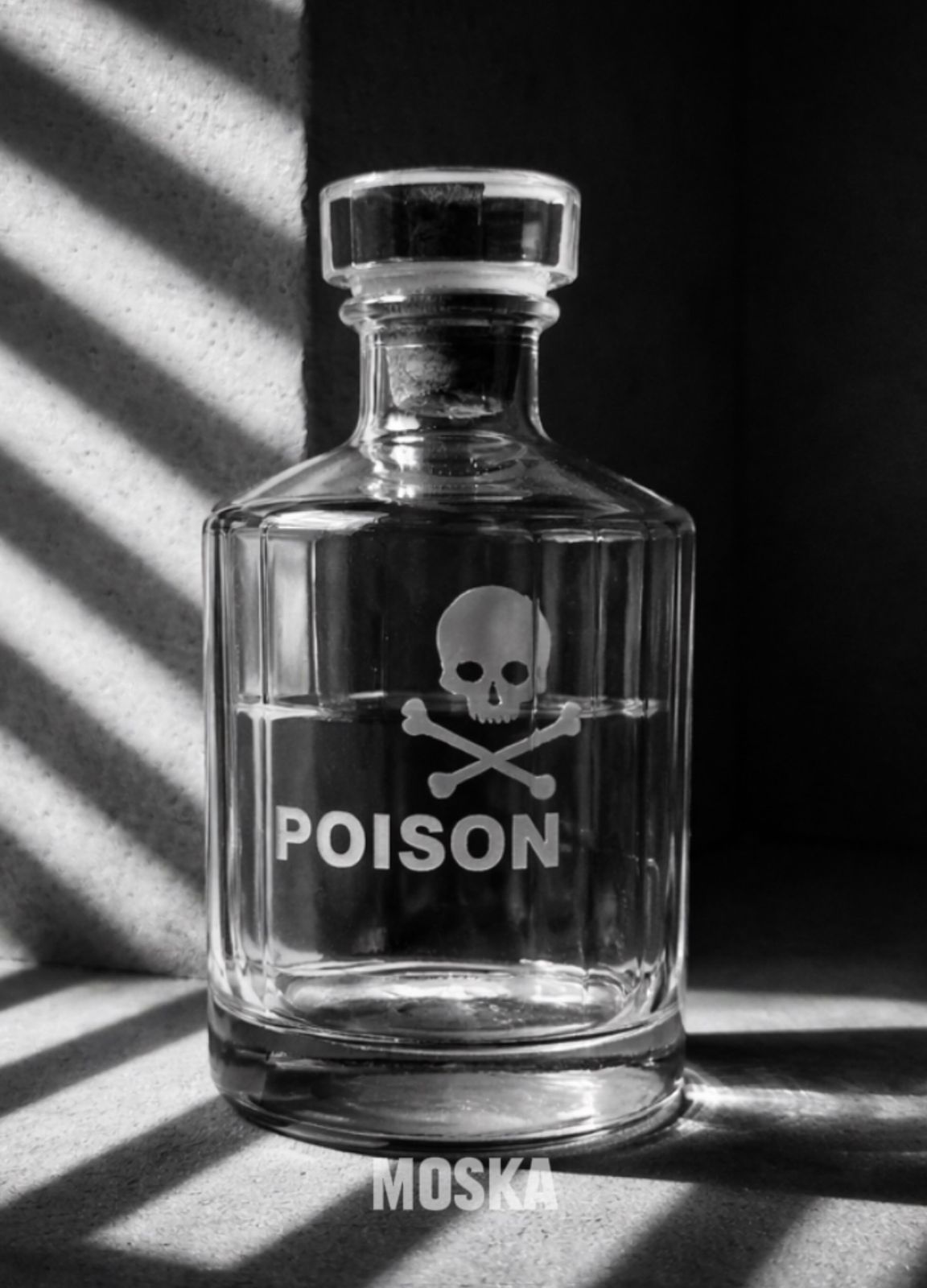 BOTELLA POISON